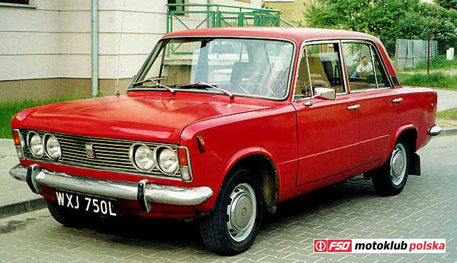 2 the 125 Ist serie note the same Fiat 1300's front lights